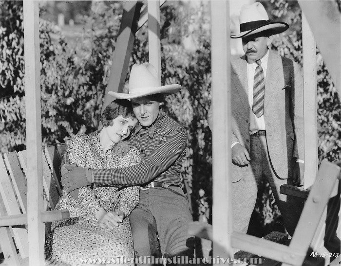 Gladys McConnell, Ken Maynard, and Charles 'Slim' Whitacker in CHEYENNE (1929).