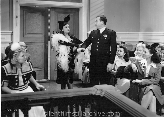 Betty Hutton, Dorothy Lamour and Eddie Bracken in THE FLEET'S IN (1942) 