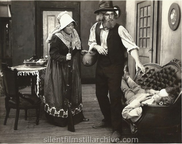 Kate Price, Tefft Johnson (?) and Marucie Costello in FORAGING (1911).