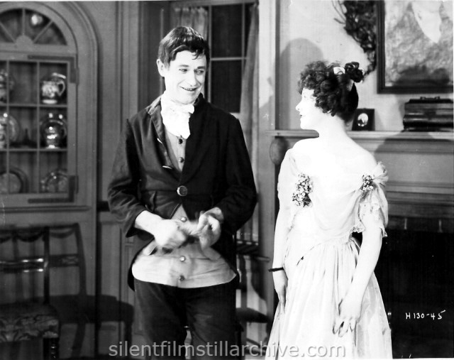 Will Rogers and Lois Meredith in THE HEADLESS HORSEMAN (1922)