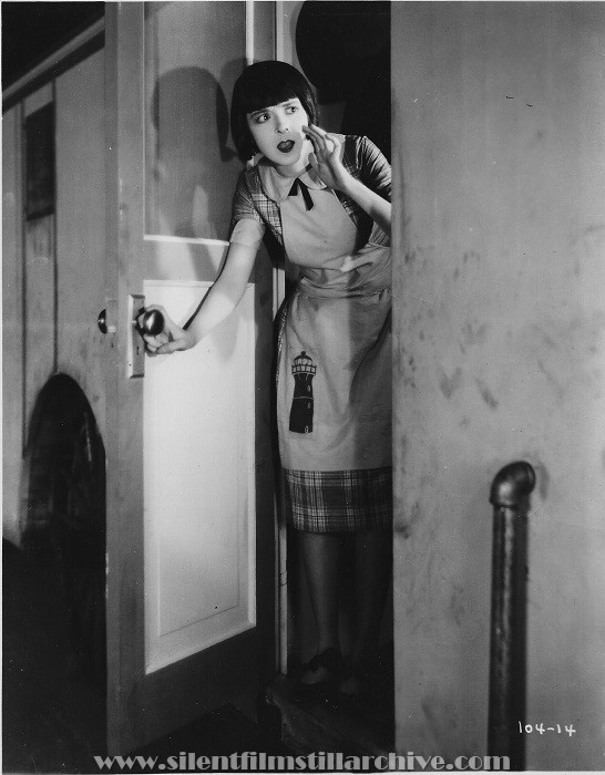 Colleen Moore in HER WILD OAT (1927).