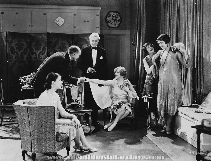 Fritzi Ridgeway, Anna Q. Nilsson, and Doris Lloyd in LONESOME LADIES (1927)