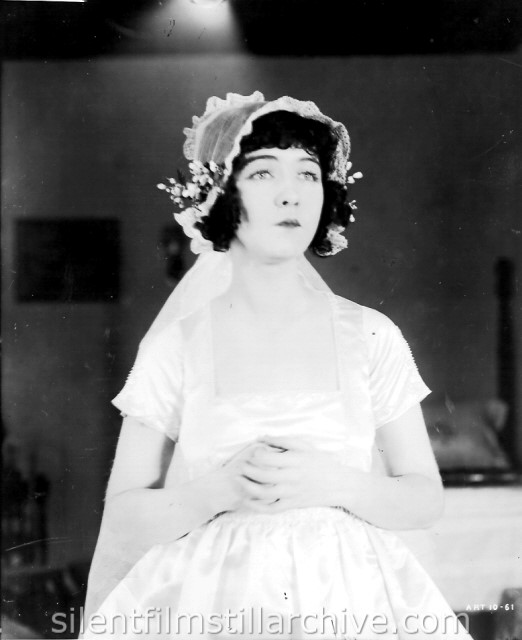 Dorothy Gish in REMODELING HER HUSBAND (1920)