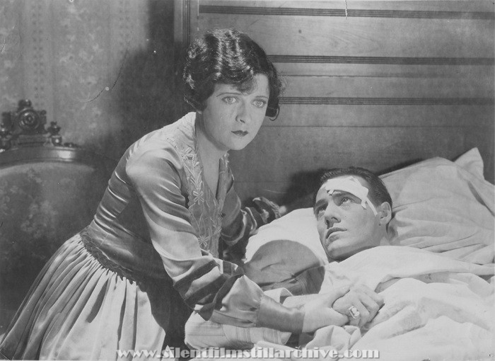 May McAvoy and Leslie Fenton in THE ROAD TO GLORY (1926)