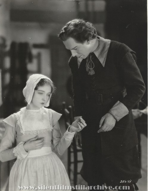Lillian Gish and Lars Hanson in THE SCARLET LETTER (1926).