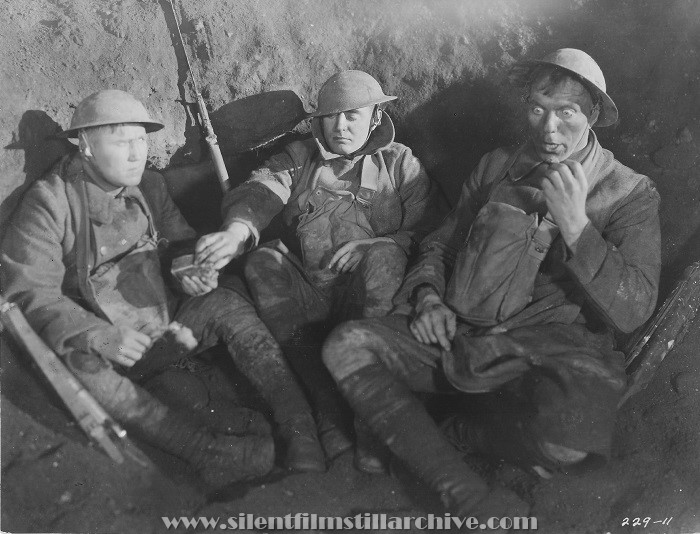 Tom O'Brien, John Gilbert and Karl Dane in THE BIG PARADE (1925)