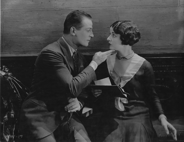 Reginald Denny and Gertrude Olmstead in THE CHEERFUL FRAUD (1926)
