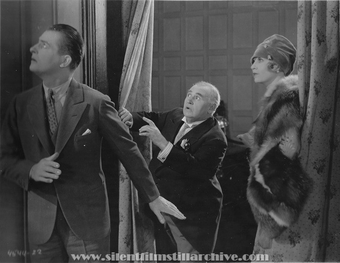 Reginald Denny, Otis Harlan, and Gertrude Astor in THE CHEERFUL FRAUD (1926)