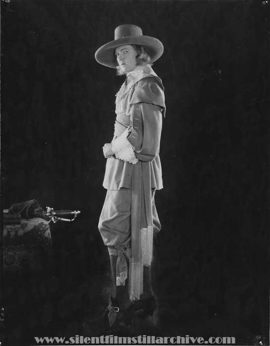 Charles Ray in THE COURTSHIP OF MYLES STANDISH (1923)