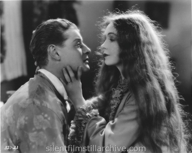 Ralph Forbes and Lillian Gish in THE ENEMY (1927)