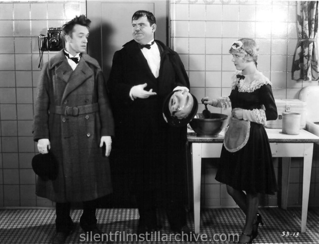 Laurel & Hardy in FROM SOUP TO NUTS (1928)