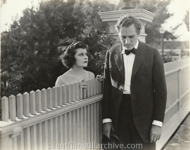 Mary Thurman and James Kirkwood in IN THE HEART OF A FOOL (1920).