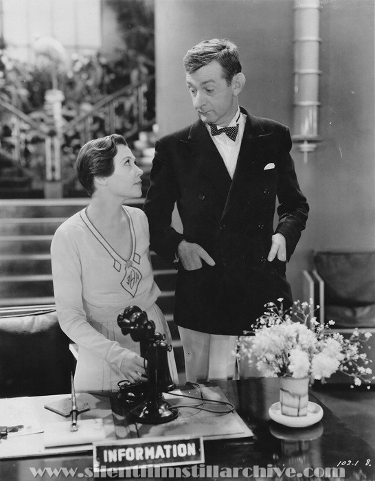 Slim Summerville in LITTLE ACCIDENT (1930)