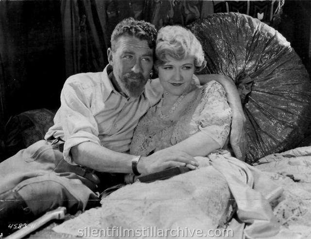 Tom Moore and Laura La Plante in THE LOVE THRILL (1927)