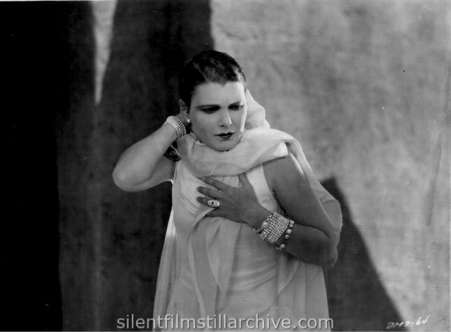 Leatrice Joy in MADE FOR LOVE (1926)
