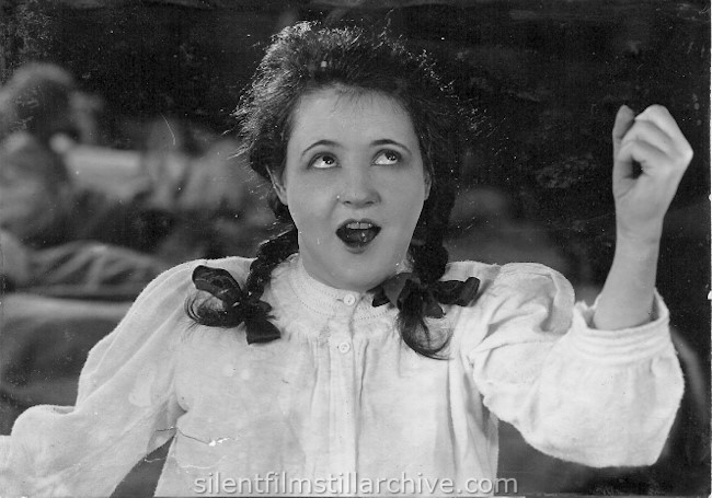 Marguerite Clark in MRS. WIGGS OF THE CABBAGE PATCH (1919)