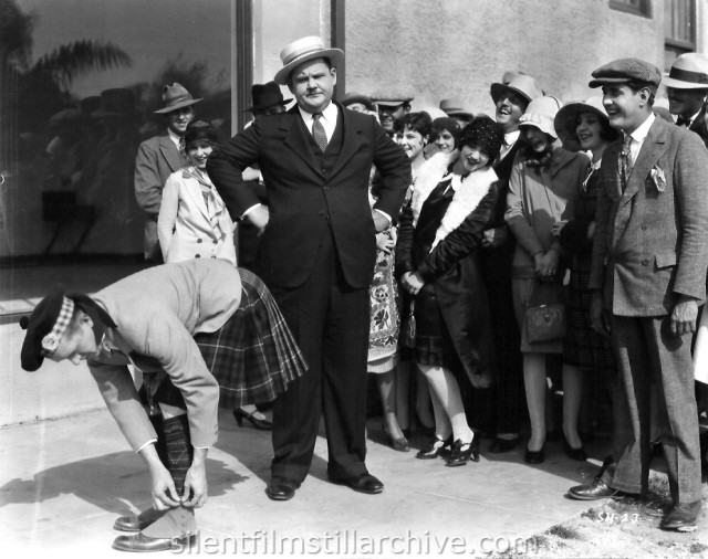 Stan Laurel and Oliver Hardy in PUTTING PANTS ON PHILIP (1927)