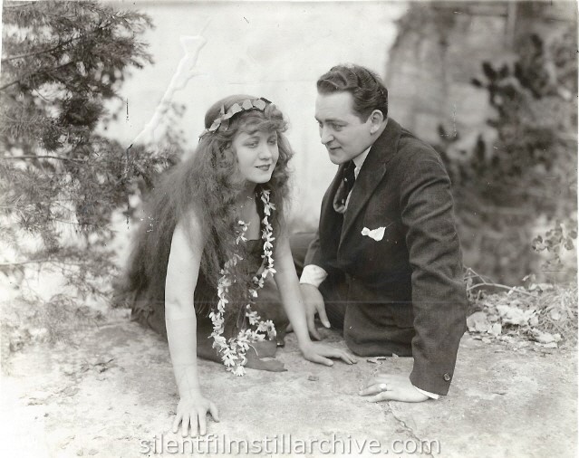 Edna Mayo and Eugene O'Brien in THE RETURN OF EVE (1916)