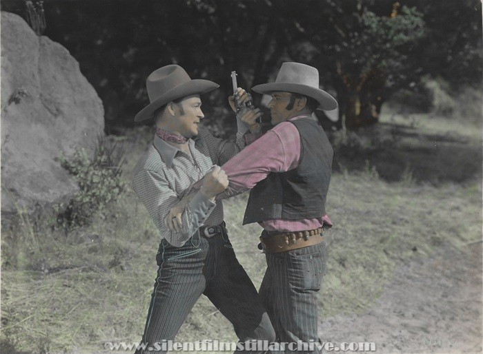 Roy Rogers in SUNSET IN EL DORADO (1945)
