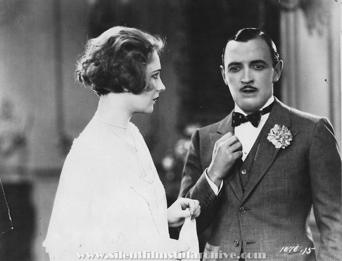 Vera Voronina and Raymond Griffith in TIME TO LOVE (1927)