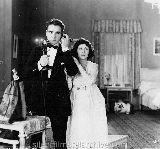 William Desmond and Flora DeHaven in TWIN BEDS (1920)