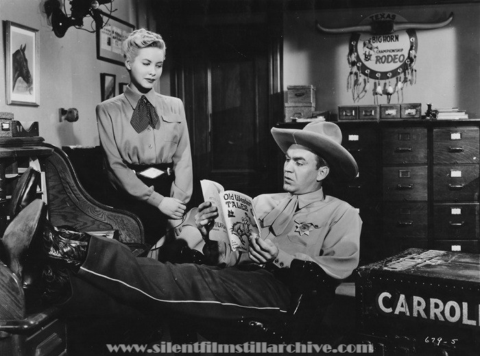 Penny Edwards and Forrest Tucker in TWO GUYS FROM TEXAS (1948)