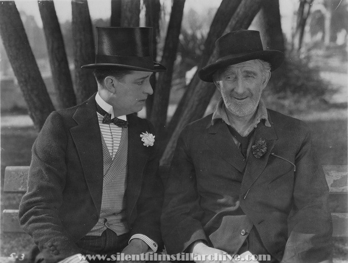 Bryant Washburn and Alec B.&nbsp;Francis in WANDERING FOOTSTEPS (1925)